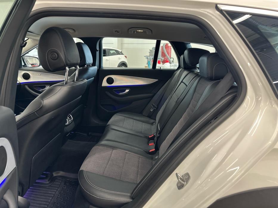 MERCEDES-BENZ E 2017