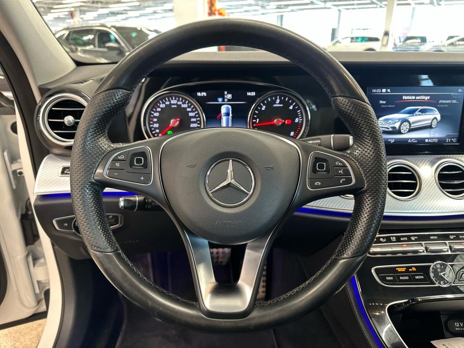 MERCEDES-BENZ E 2017