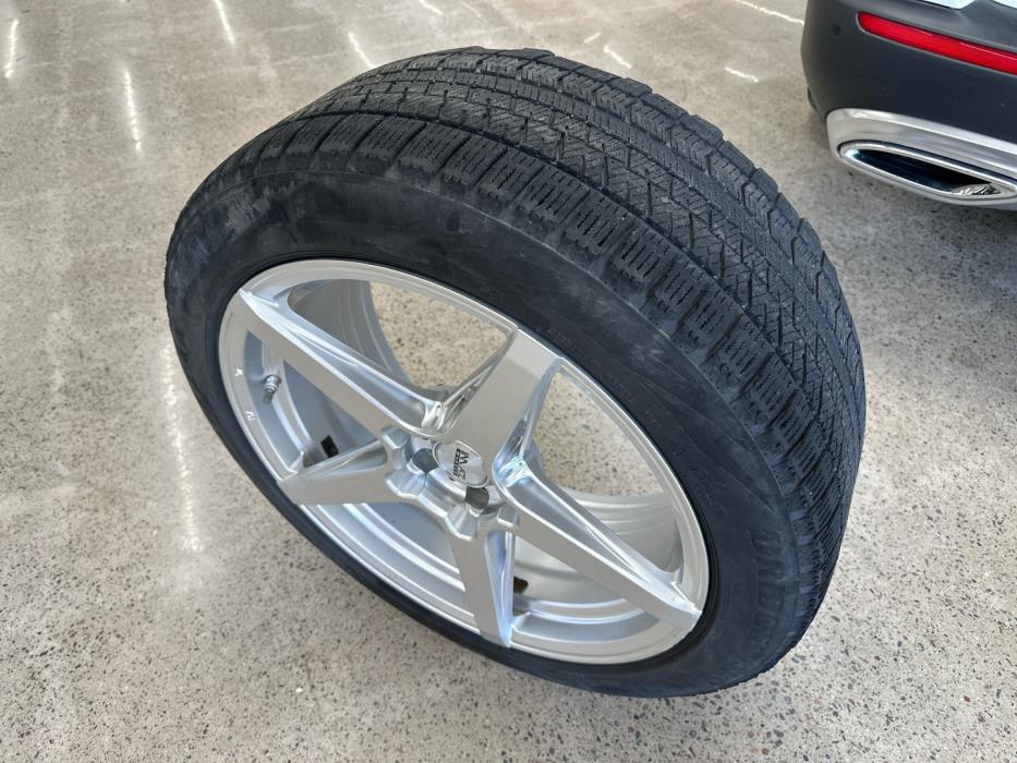 MERCEDES-BENZ E 2017