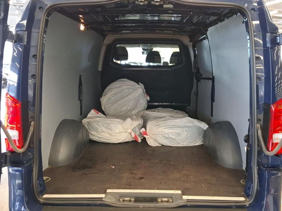 MERCEDES-BENZ Vito 2022