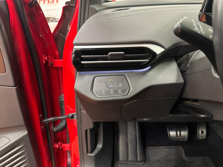 VOLKSWAGEN ID.4 2023