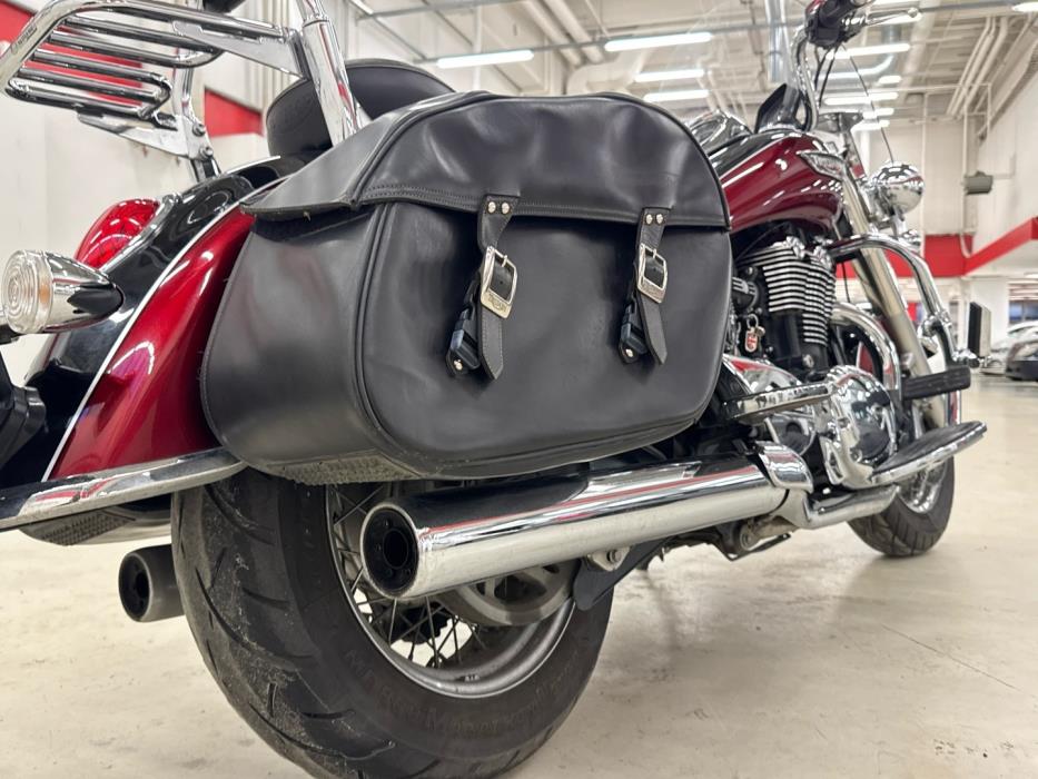 TRIUMPH THUNDERBIRD 2014