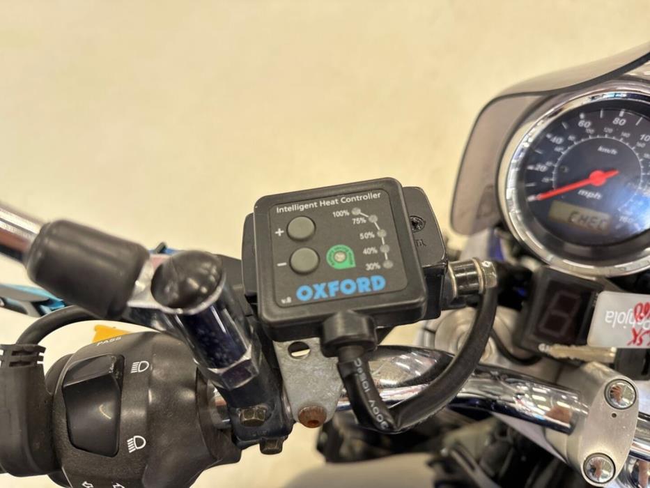 SUZUKI GSX 2004