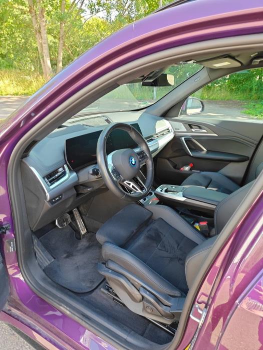 BMW iX1 2024