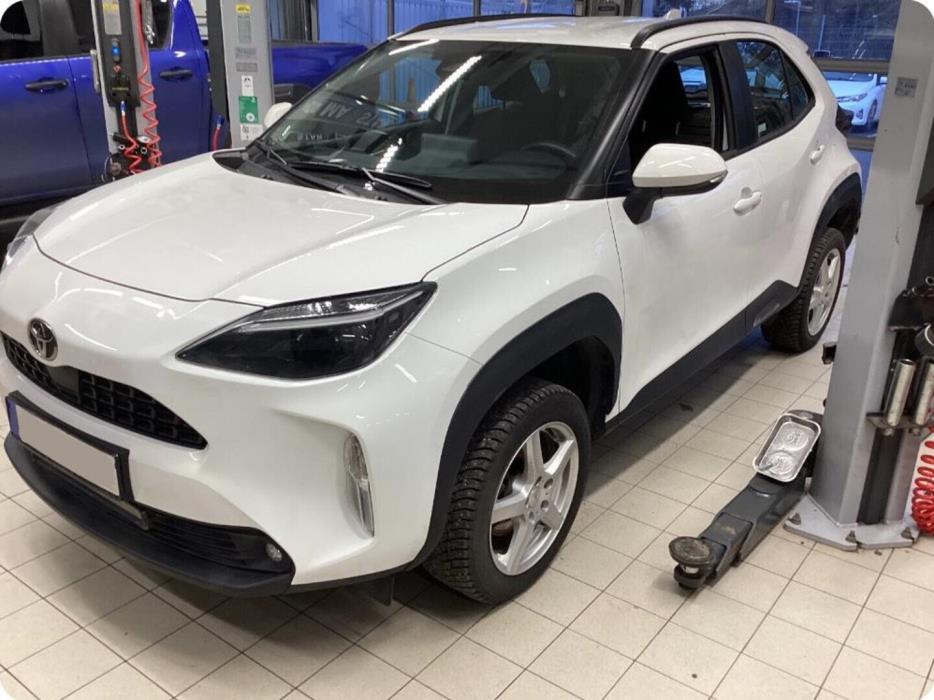 TOYOTA Yaris Cross 2024