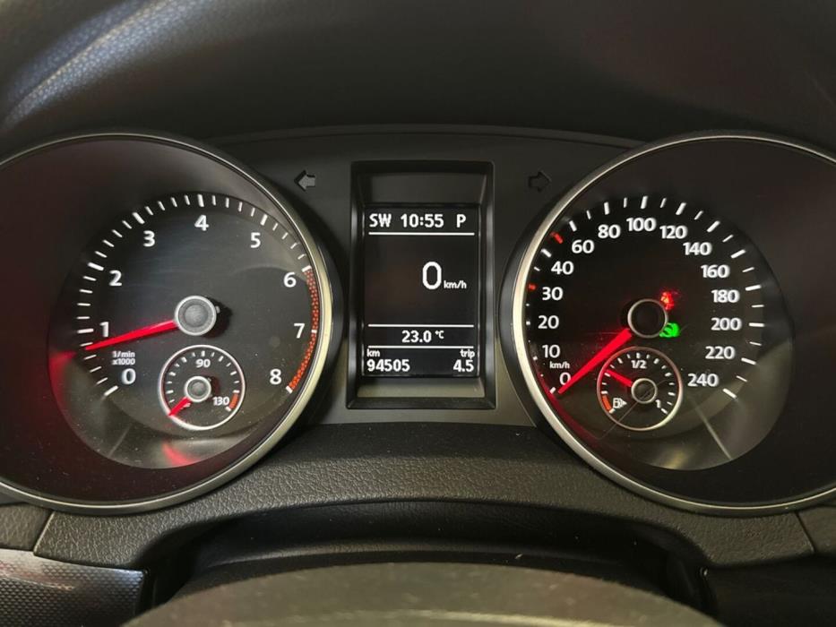 VOLKSWAGEN Golf 2011