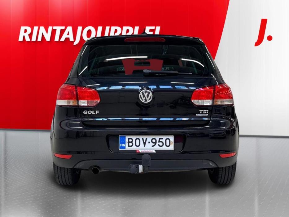 VOLKSWAGEN Golf 2011