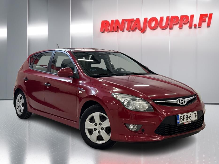 HYUNDAI i30 2011