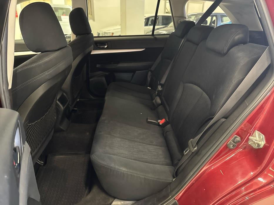 SUBARU Outback 2013