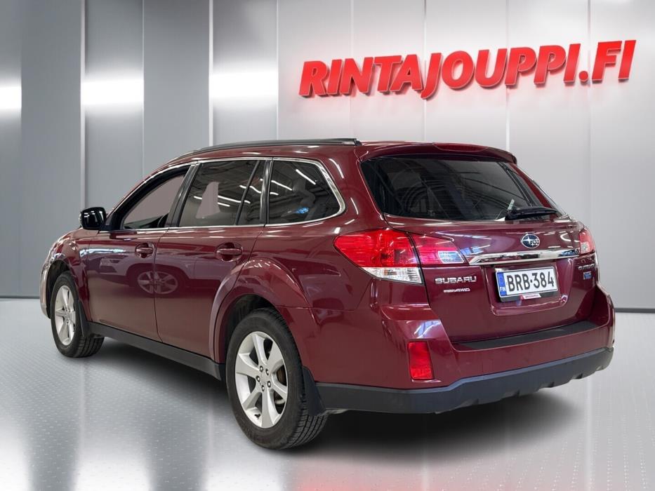 SUBARU Outback 2013