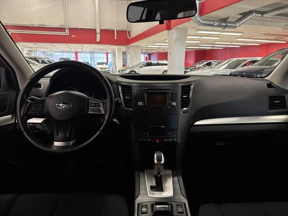SUBARU Outback 2013