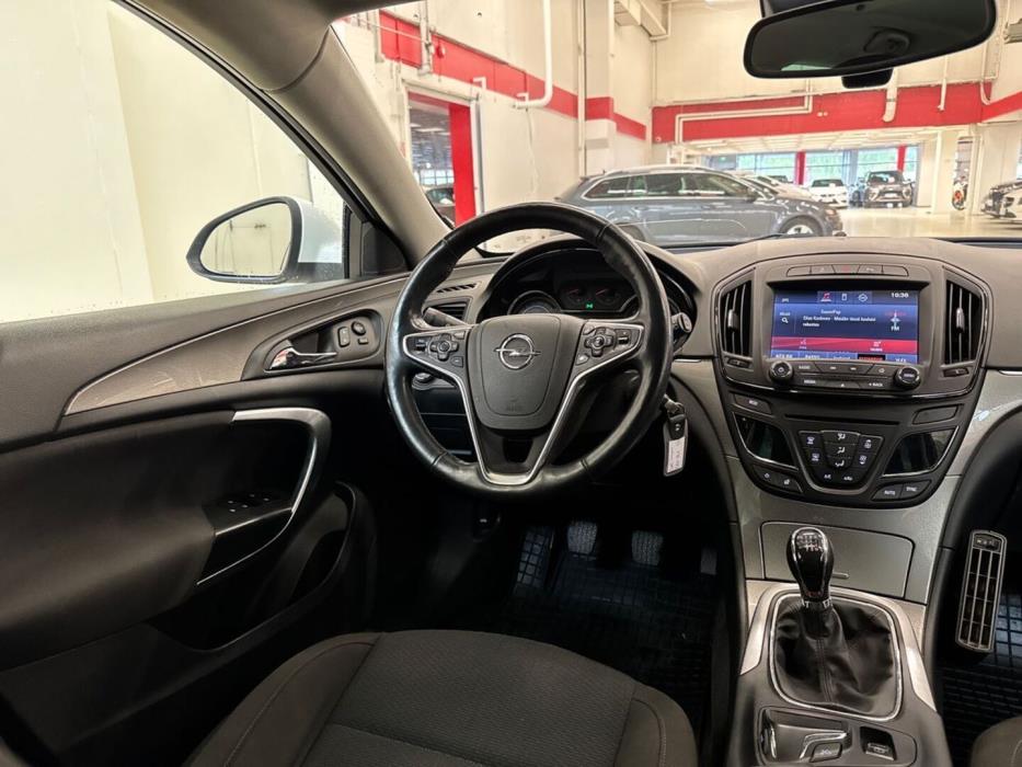 OPEL Insignia 2014