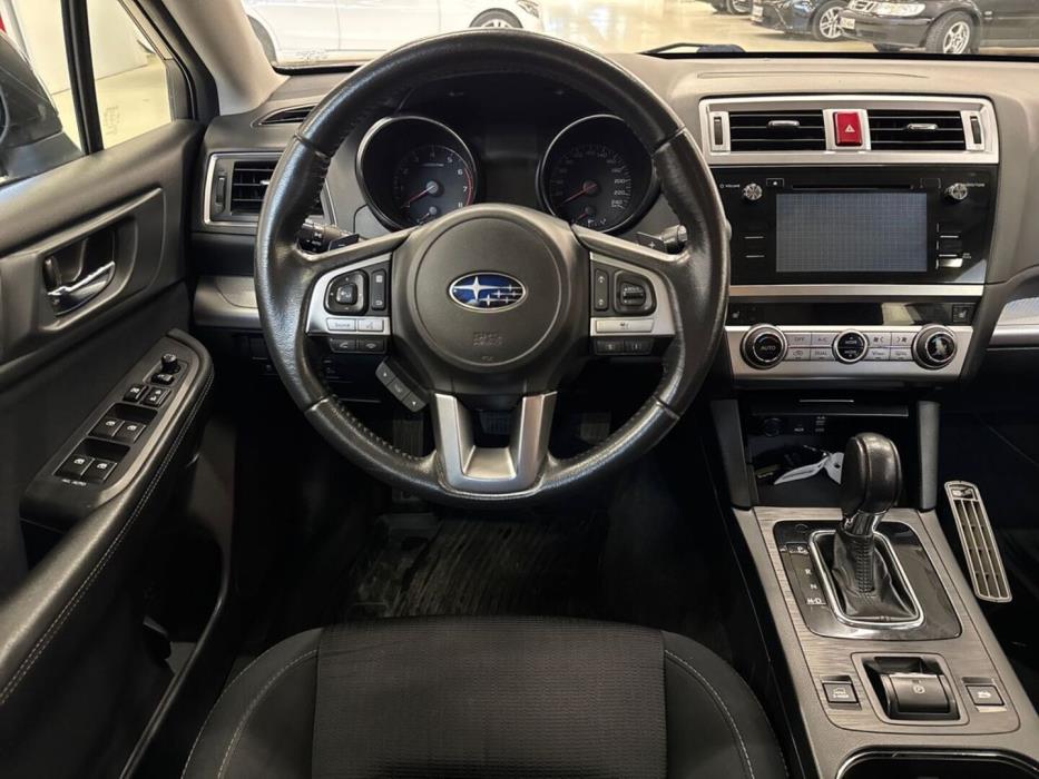SUBARU Outback 2015