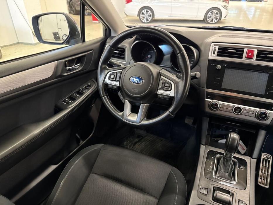SUBARU Outback 2015