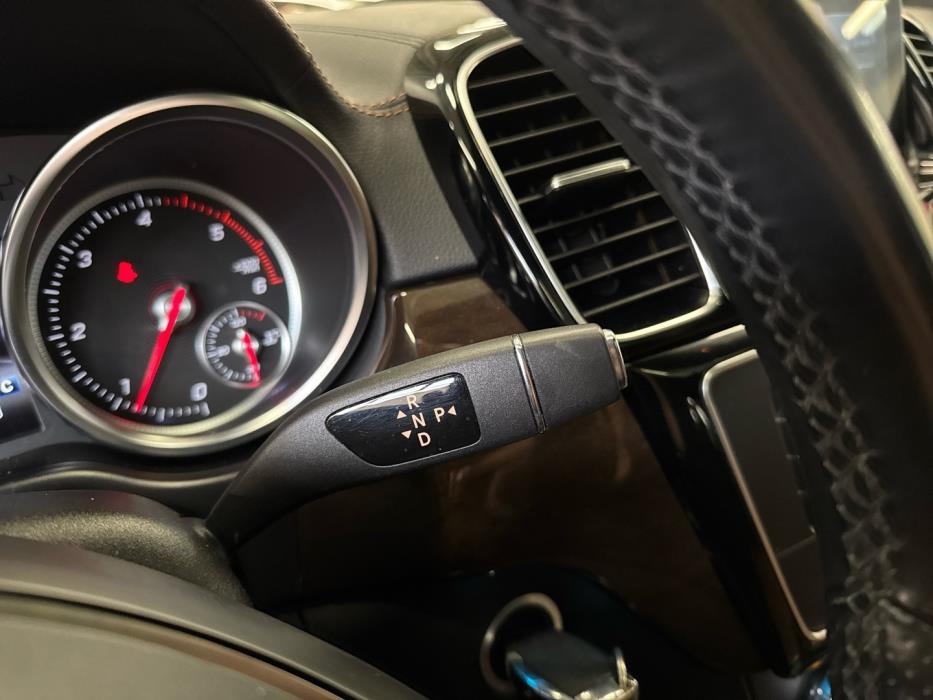 MERCEDES-BENZ GLE 2016