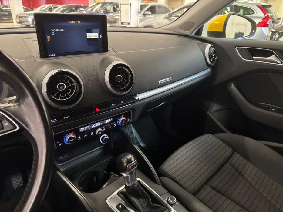 AUDI A3 2017