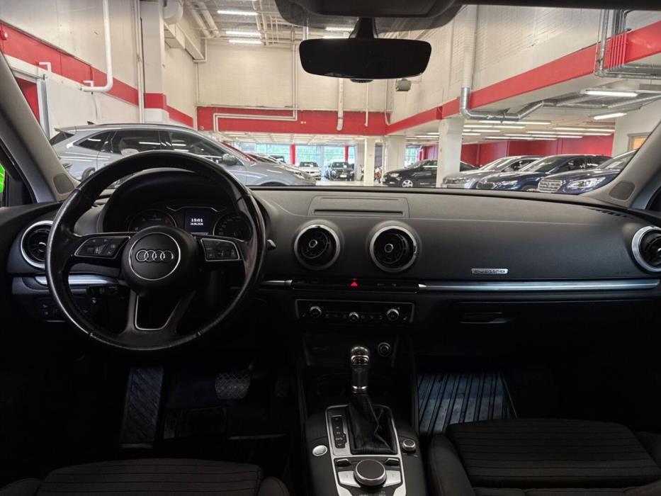AUDI A3 2017