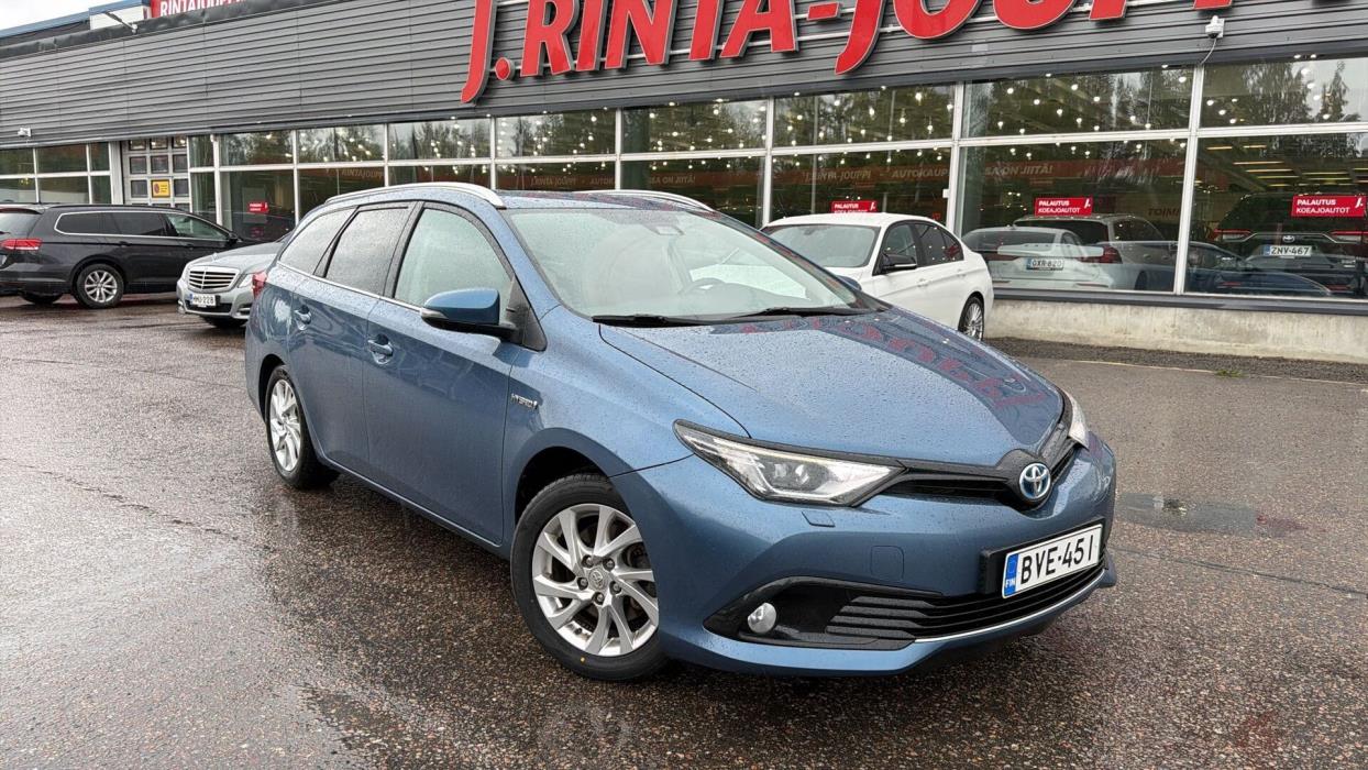TOYOTA Auris 2018