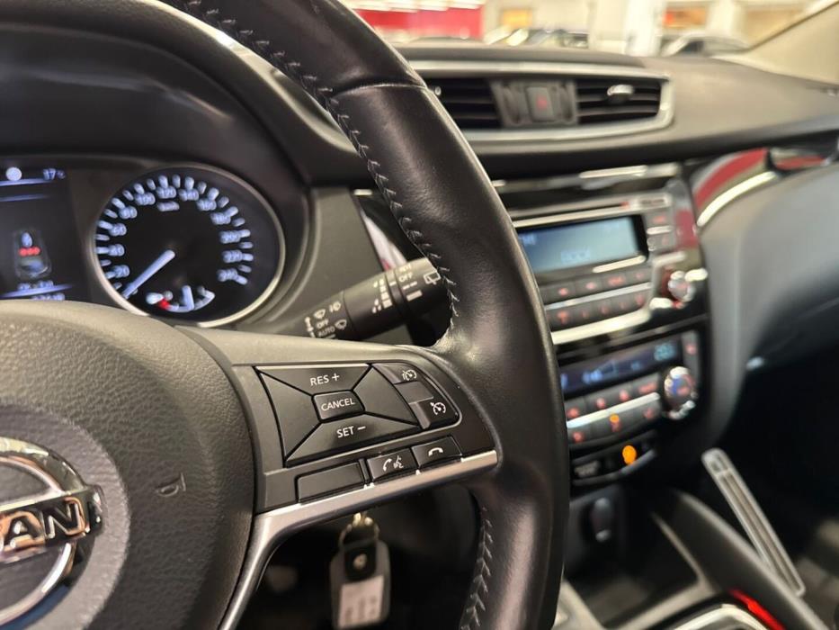 NISSAN Qashqai 2018