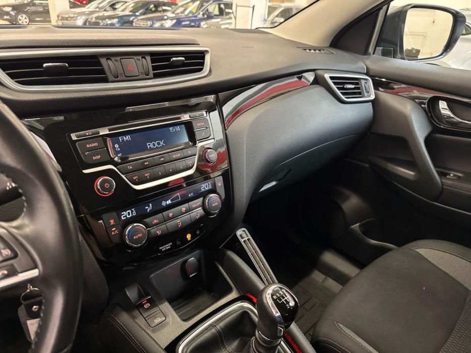 NISSAN Qashqai 2018