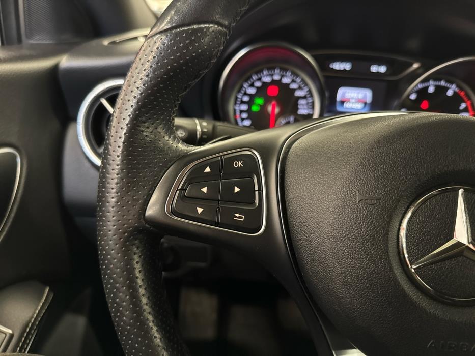 MERCEDES-BENZ CLA 2019