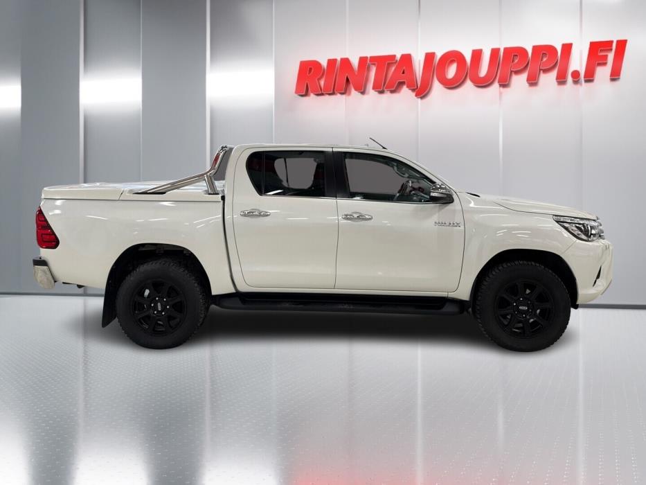 TOYOTA Hilux 2017