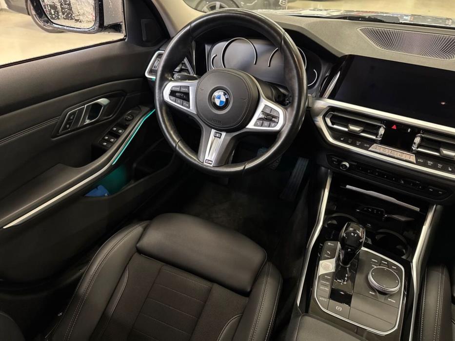 BMW 318 2019