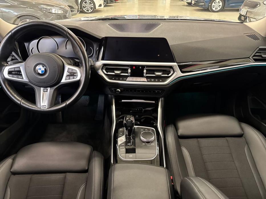 BMW 318 2019