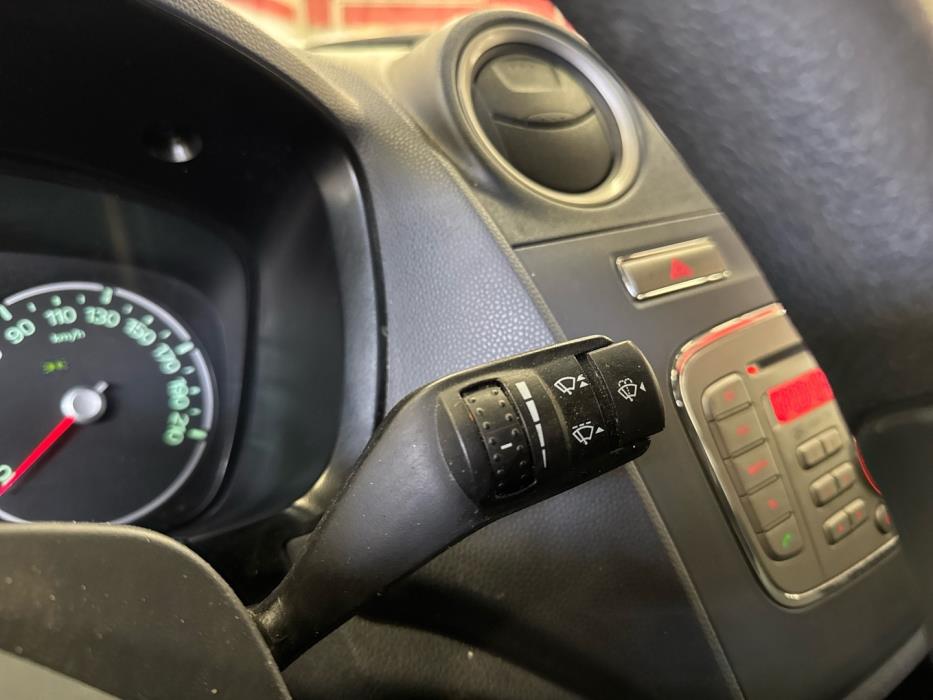 FORD Transit Connect 2013