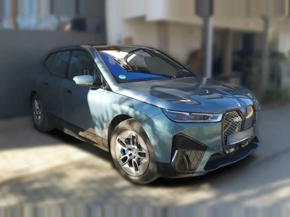 BMW iX 2021