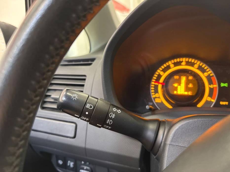 TOYOTA Auris 2009