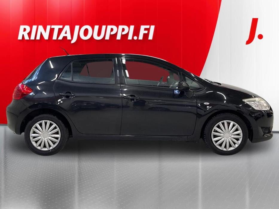 TOYOTA Auris 2009