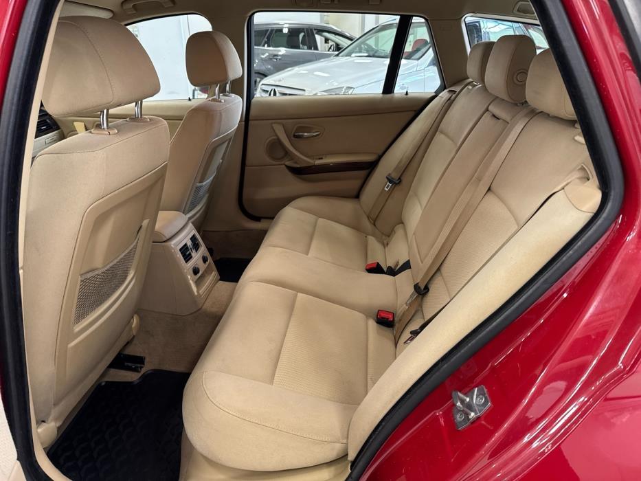 BMW 320 2009