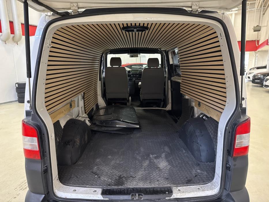 VOLKSWAGEN Transporter 2011