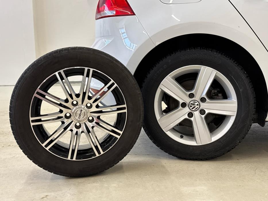 VOLKSWAGEN Golf 2014