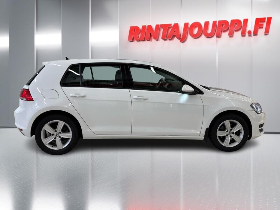 VOLKSWAGEN Golf 2014