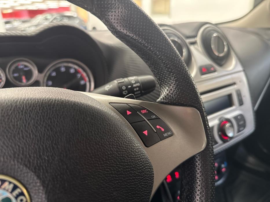 ALFA ROMEO Mito 2011