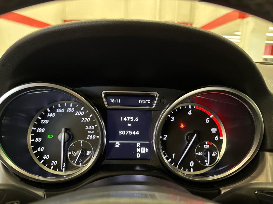 MERCEDES-BENZ ML 2011