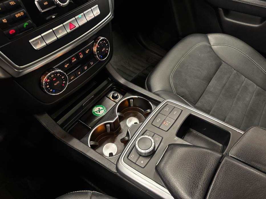 MERCEDES-BENZ ML 2011