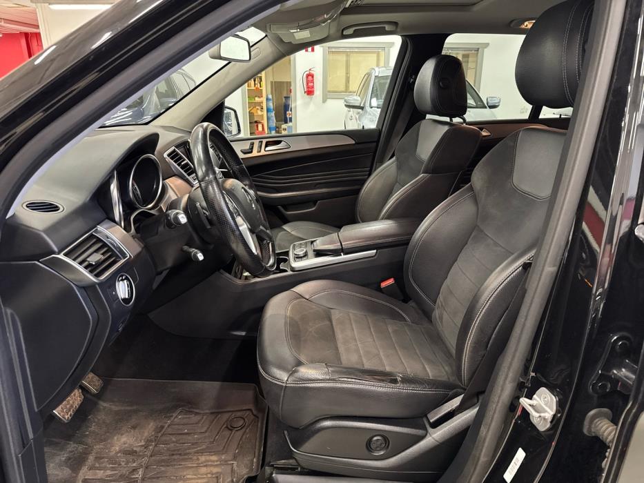 MERCEDES-BENZ ML 2011