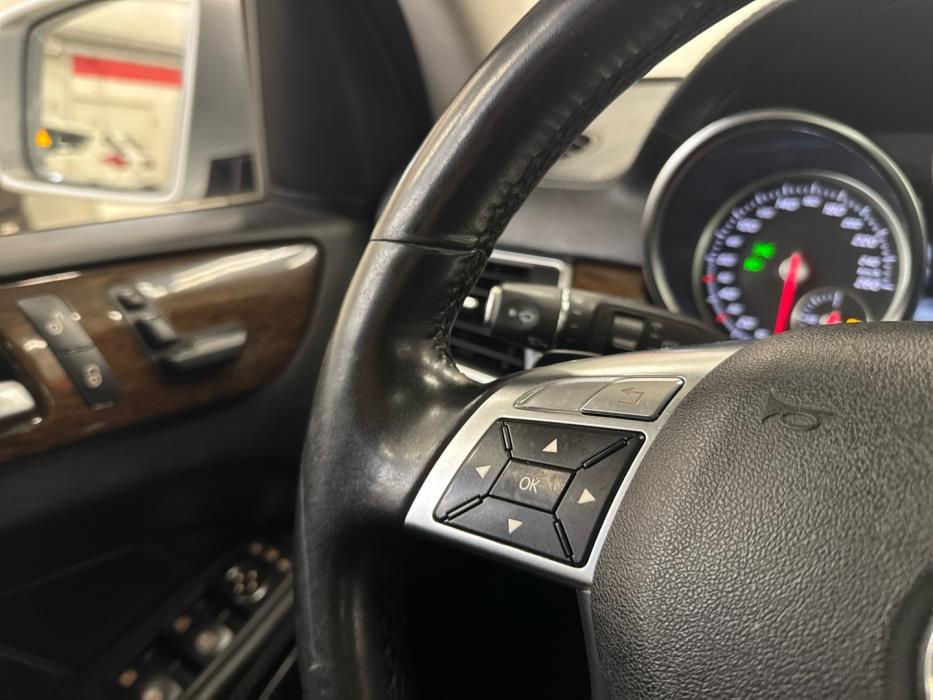 MERCEDES-BENZ GL 2013