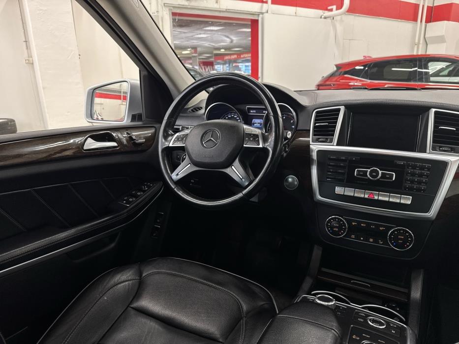 MERCEDES-BENZ GL 2013