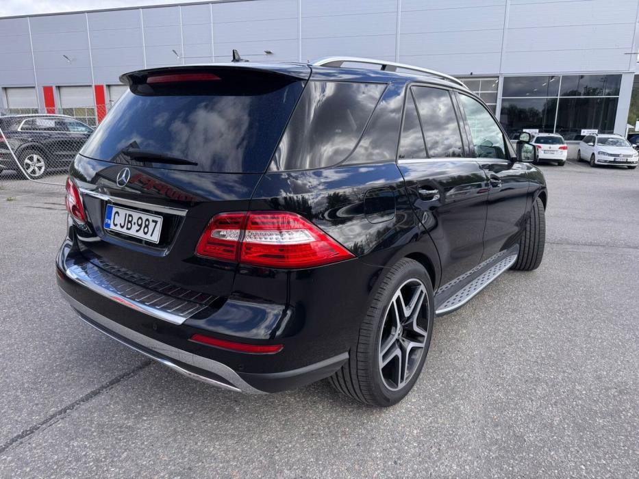 MERCEDES-BENZ ML 2013