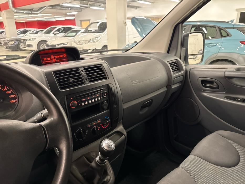 TOYOTA Proace 2016