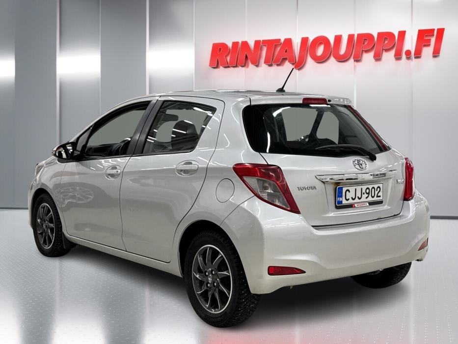 TOYOTA Yaris 2014