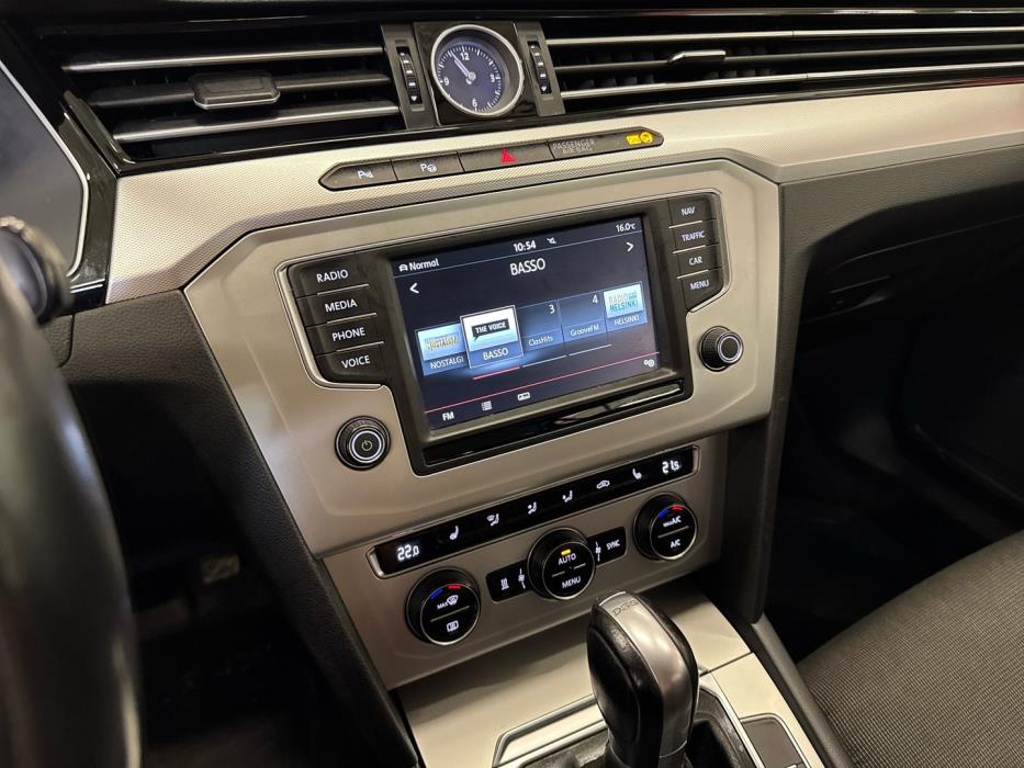 VOLKSWAGEN Passat 2015
