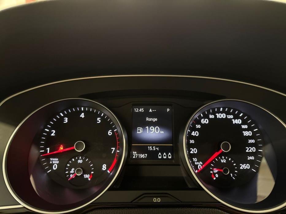 VOLKSWAGEN Passat 2015