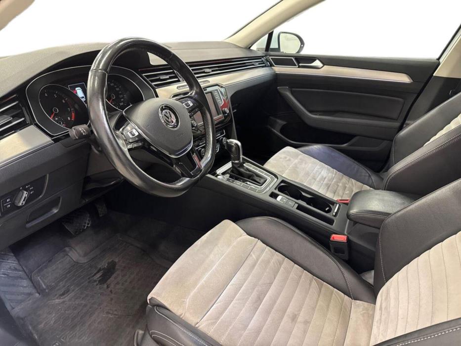 VOLKSWAGEN Passat 2015