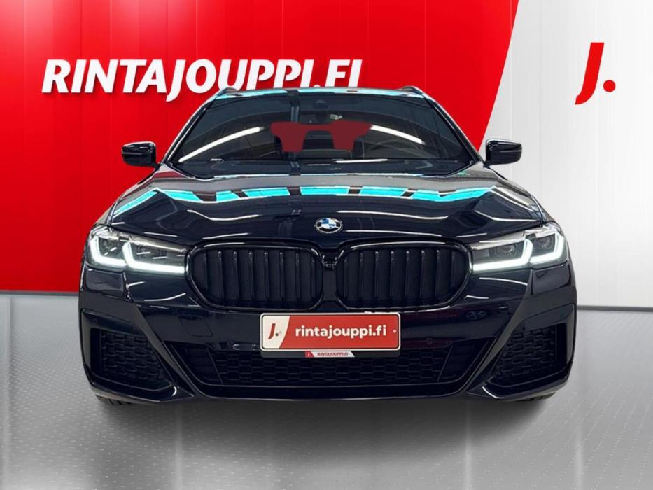 BMW 530 2022