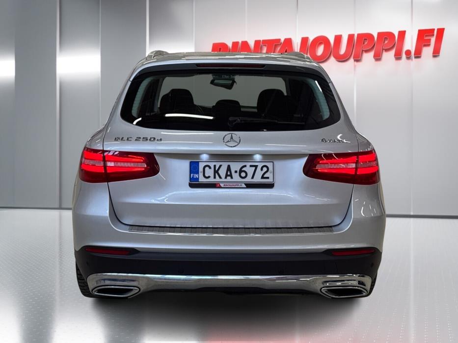 MERCEDES-BENZ GLC 2016